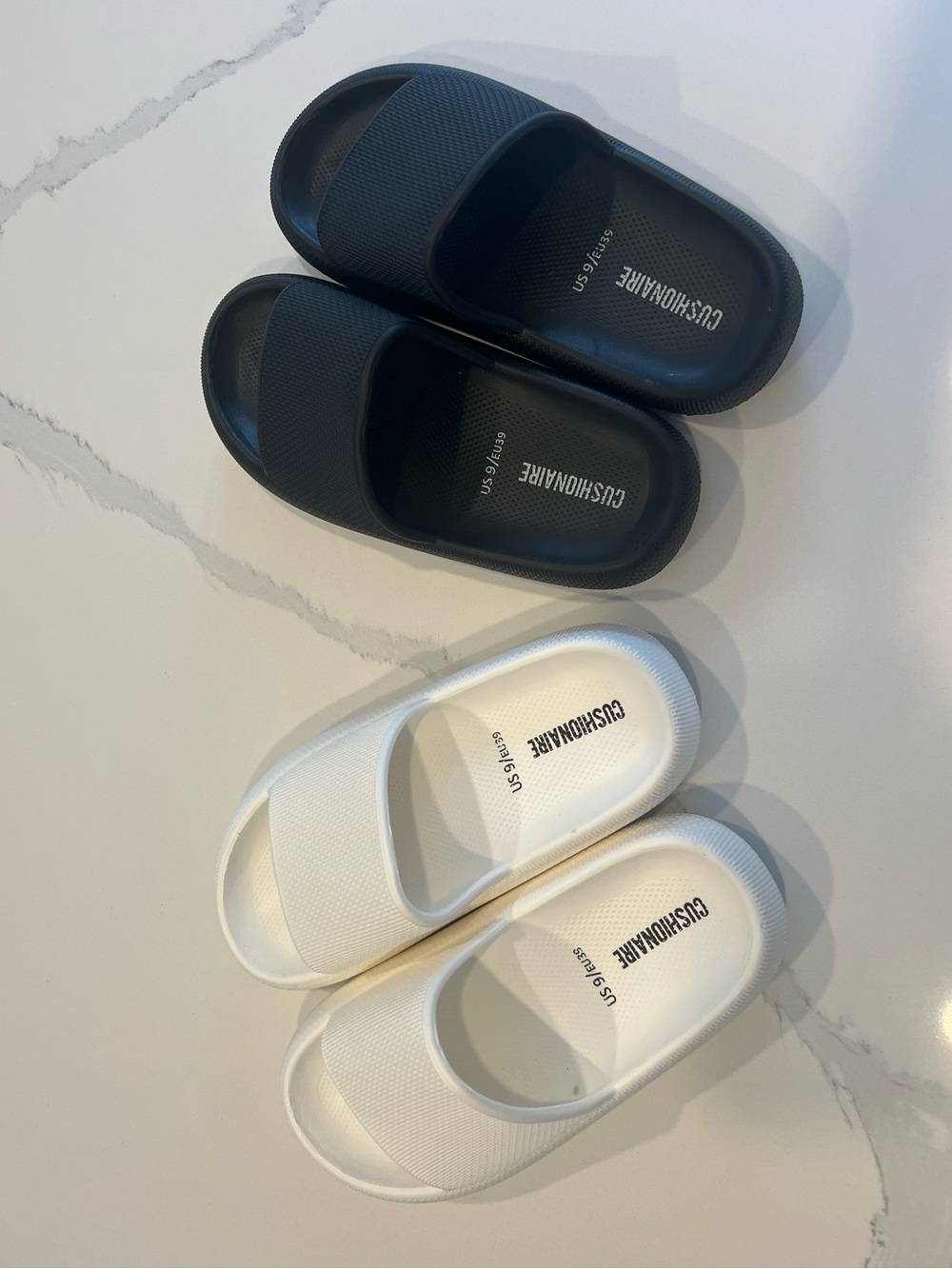 Cushionaire Women's Slide Sandals - Black / White - ‼️ 2 Pairs ‼️